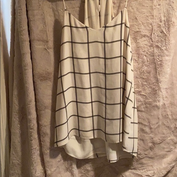 Express Tank top - Picture 2 of 3